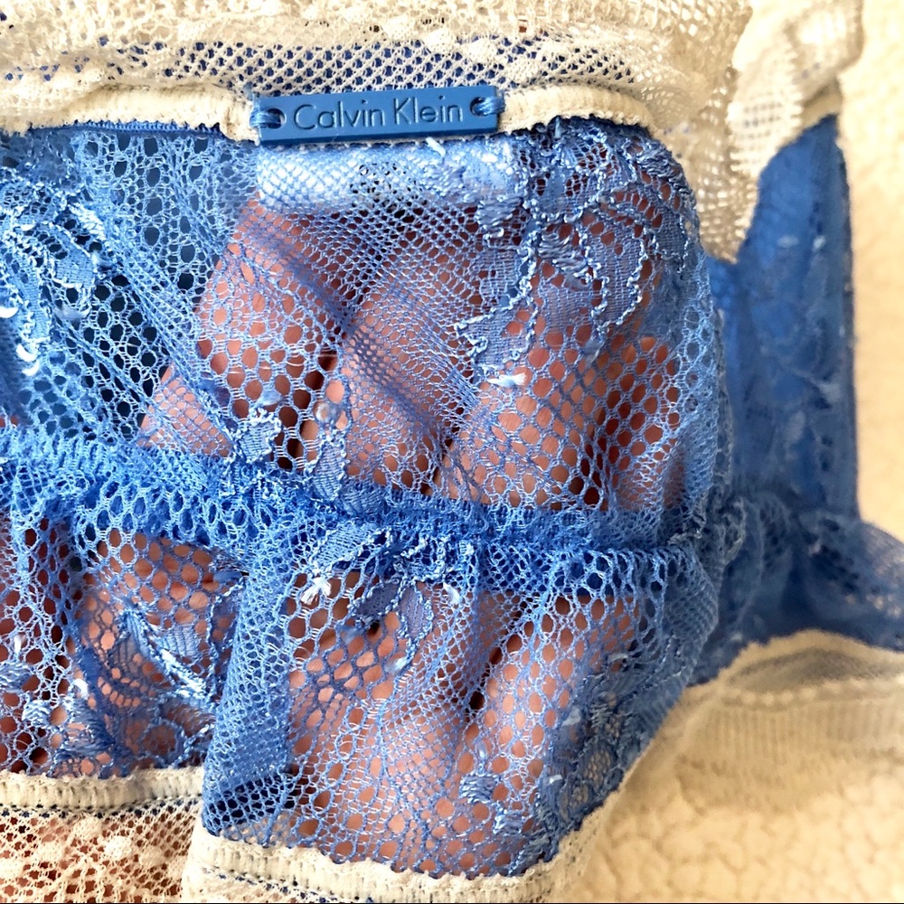 NWT $28 Calvin Klein Lace Blue and White Bandeau Size S - Picture 4 of 8